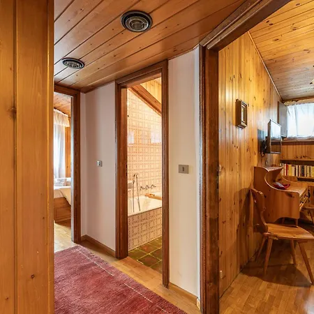 Casa Fior Di Ghiaccio Апартаменты *